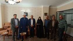 دیدار دکتر بازدار رئیس سازمان جهاد کشاورزی البرز با خانواده جهادگر شهید حبیب اله احمدیه ای یکشنبه مورخ 1403/7/8
