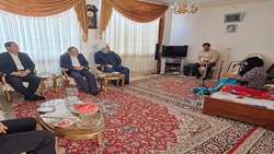 دیدار رئیس سازمان جهاد کشاورزی البرز با خانواده جهادگر جانباز مرحوم مهدی موذن 