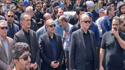 حضور رییس سازمان جهادکشاورزی البرز درمراسم تشییع پیکر مطهر ۵ تن ازشهدای گرانقدرسپاه امام حسن مجتبی (ع) استان البرز 